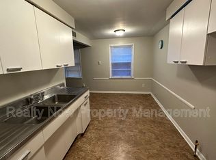 2817 Noble Rd APT 5, Cleveland, OH 44121