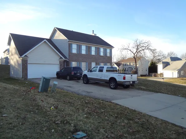 1035 Deer Creek Rd, Carpentersville, IL 60110