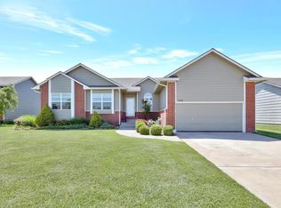 2231 N Burning Tree St, Wichita, KS 67228