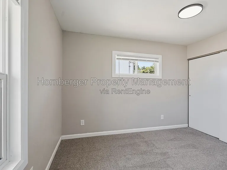 205 S Elizabeth Rd #5 — Photo 2