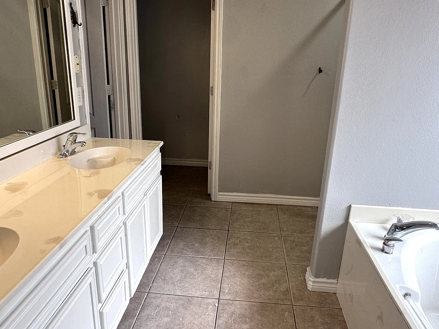 6825 Guinevere Street - 1 — Photo 3