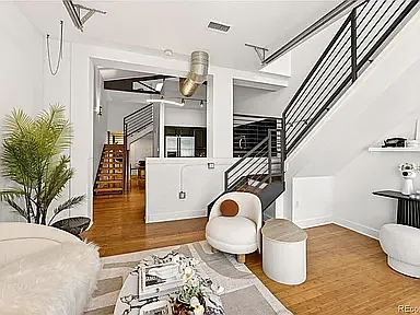 1421 Oneida St #7 — Photo 17