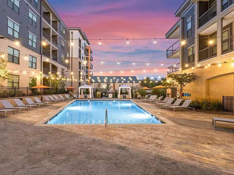 The Flats at Springhurst Apartments of Louisville — Photo 14