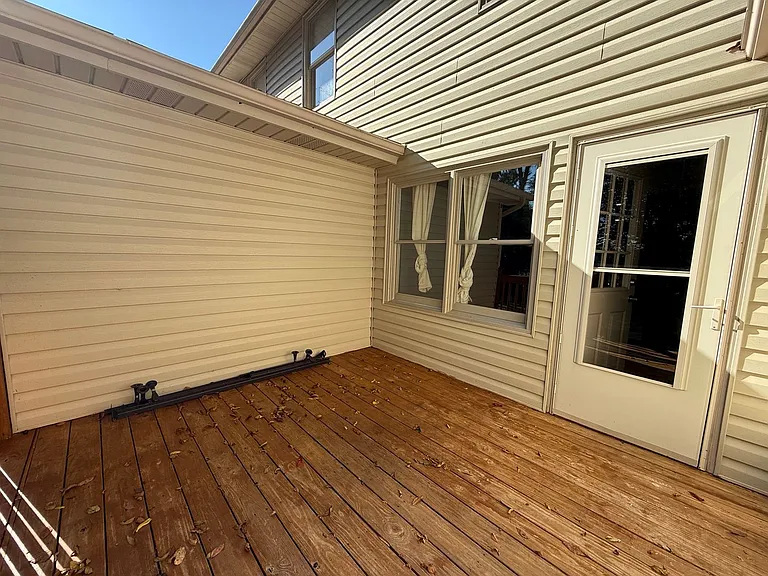 2039 Heritage Pl — Photo 17
