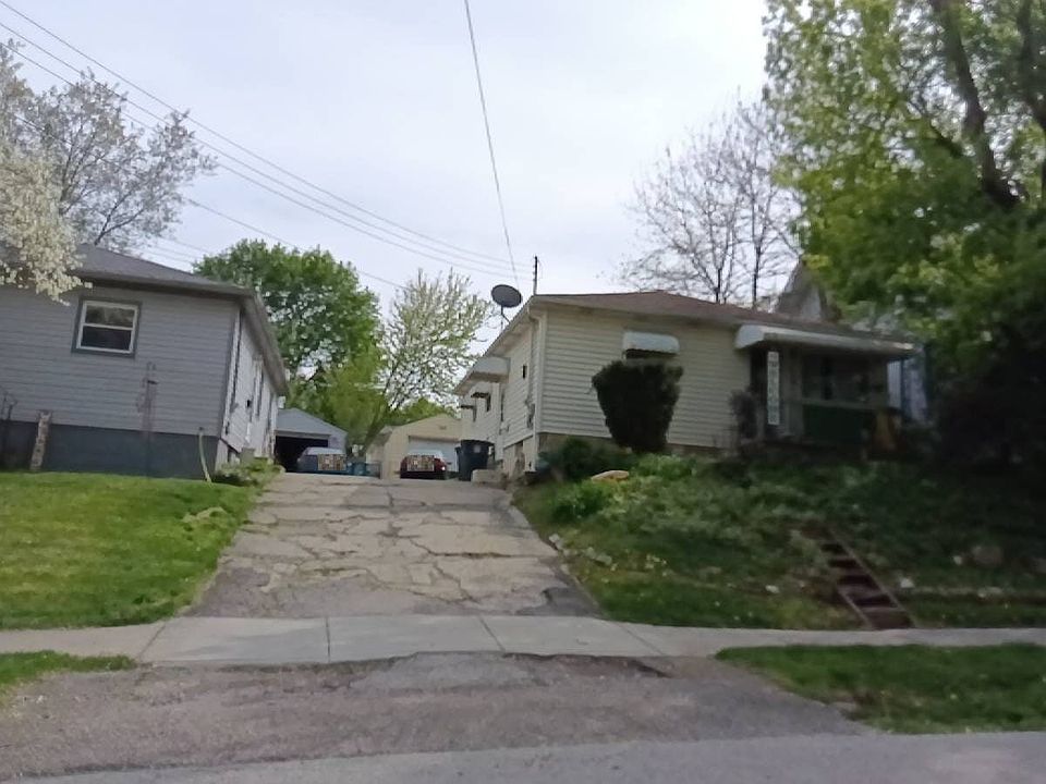 2nd image of 404 Lockwood St