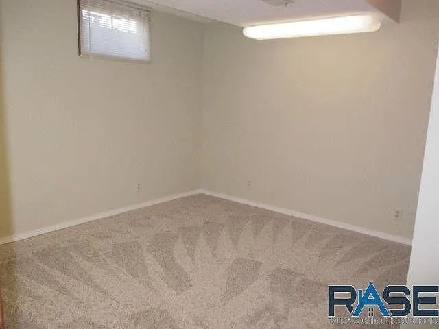 5716 W 56th St — Photo 12