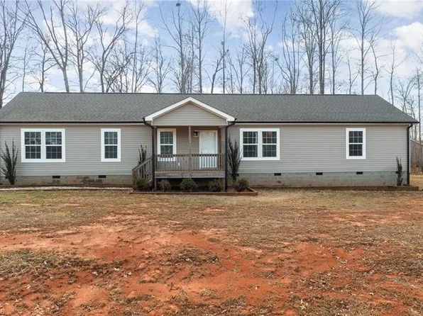 5724 Walters Ln, Burlington, NC 27217