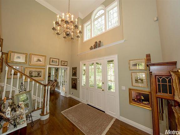 2nd image of 6090 Keeble Ln