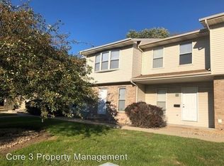 1712 Rockingham Dr APT 2, Normal, IL 61761
