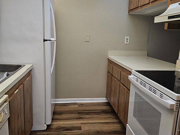 5th image of 1900 N Congress Ave APT 205