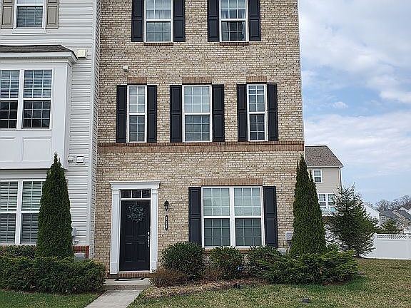 2nd image of 523 Long Wall Dr