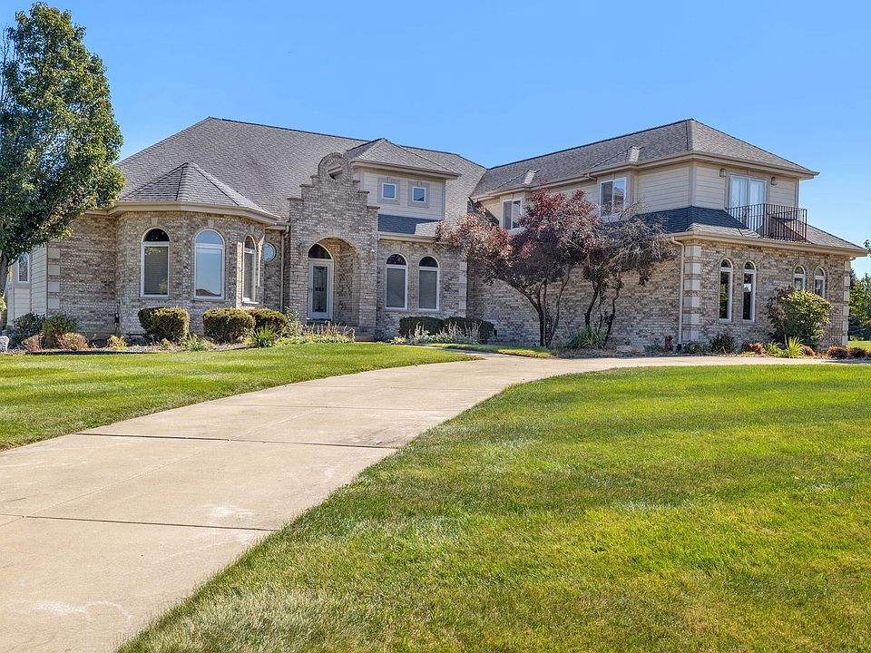 1st image of 5810 Fields Dr