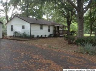 2075 Bubba Taylor Rd, Byhalia, MS 38611