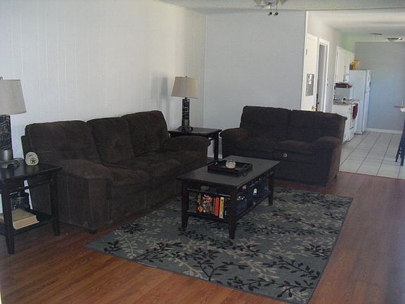 4th image of 3509 Camarie Ave