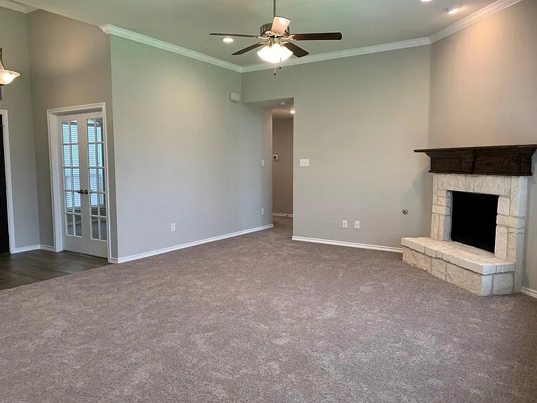 1925 Green Terrace Dr — Photo 22