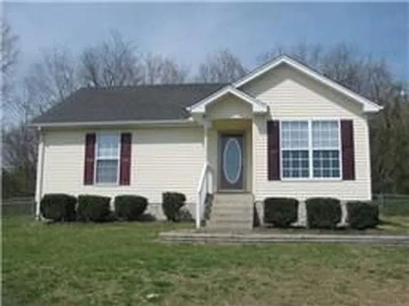 2501 Queen Ann Ct, Springfield, TN 37172
