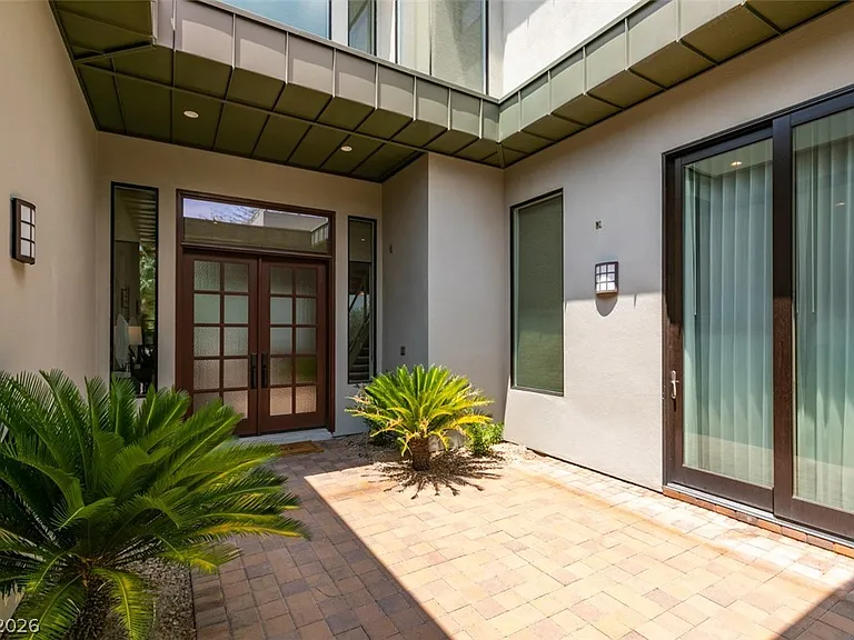 483 Toucan Ridge Ct — Photo 3