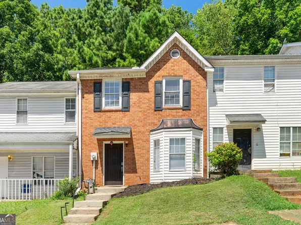 7220 Crestside Dr, Mableton, GA 30168