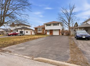 640 Bridge St E, Belleville, ON K8N 1S5