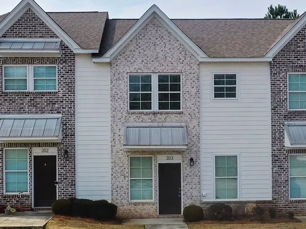 3855 Academy Dr #203, Opelika, AL 36801