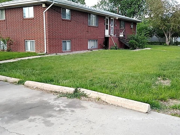 8445 Grandview Ave #3 — Photo 1