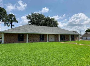 211 Melrose Dr, Thibodaux, LA 70301