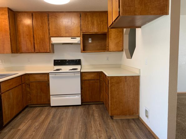 9225 Goodspeed St #F