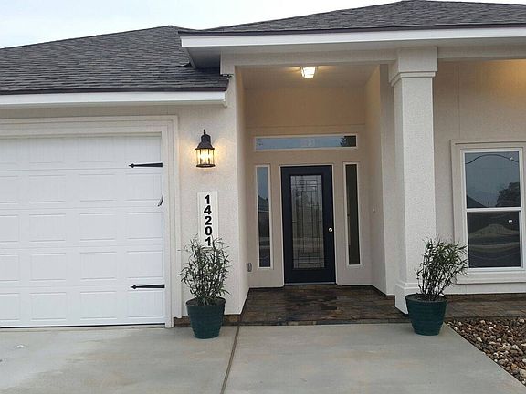 3rd image of 14201 Sea Pines Dr
