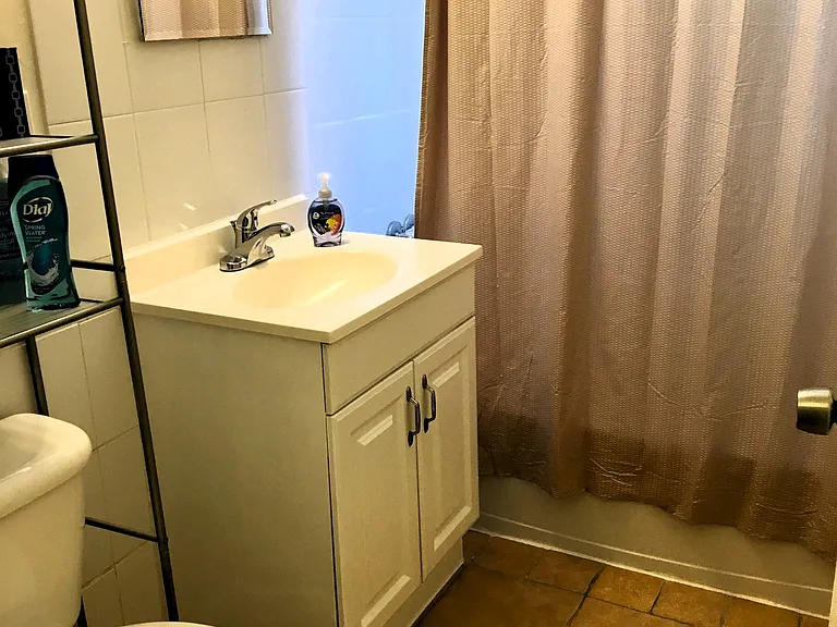 Tub and shower