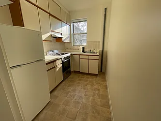 Rented by Sterea Agency