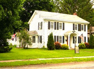 7 N Park St, Cambridge, NY 12816