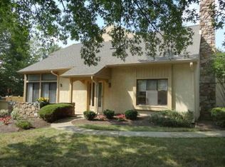 58 High Gate Ln, Blue Bell, PA 19422