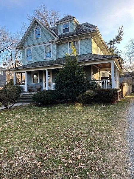 1st image of 366 Turrell Ave