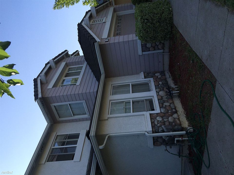 2nd image of 1279 Anjou Pkwy