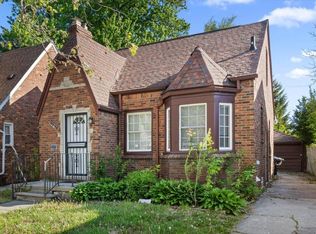 10042 Grayton St, Detroit, MI 48224