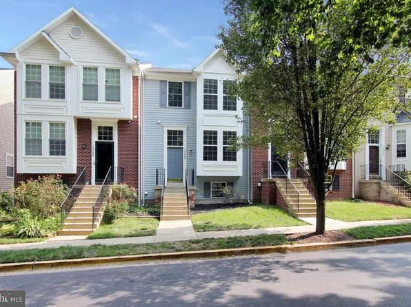 12807 Village Square Rd, Upper Marlboro, MD 20772