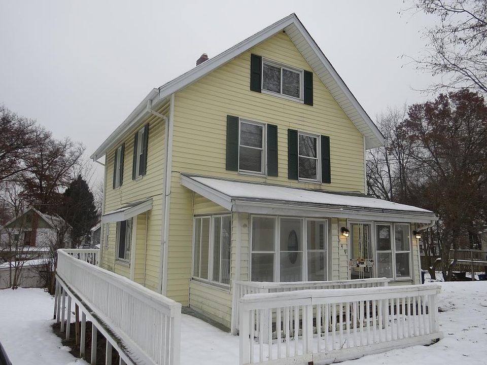 1st image of 949 East Ave