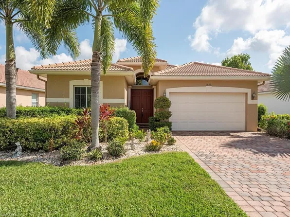 1568 Birdie DR, NAPLES, FL 34120