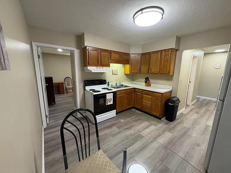 403 N Maple St #1 — Photo 6