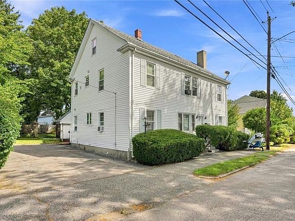 2nd image of 41 Mount Hope Ave