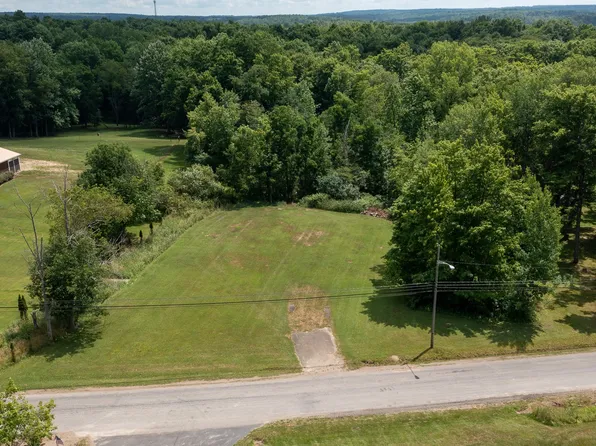 Washington St, Conneautville, PA 16406