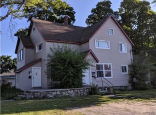 302 N Center Ave APT 3, Gaylord, MI 49735
