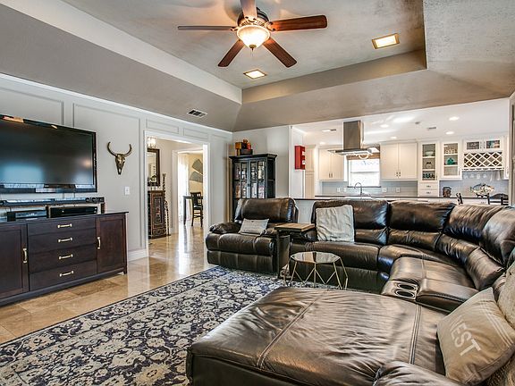 5th image of 2537 Bunker Hill Cir