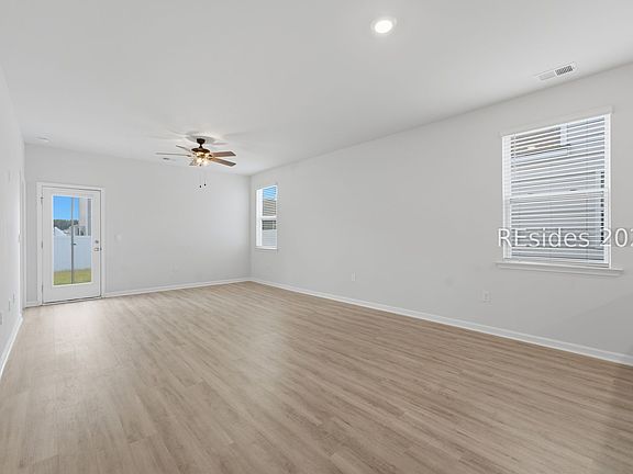 5th image of 1780 Sanctum Street