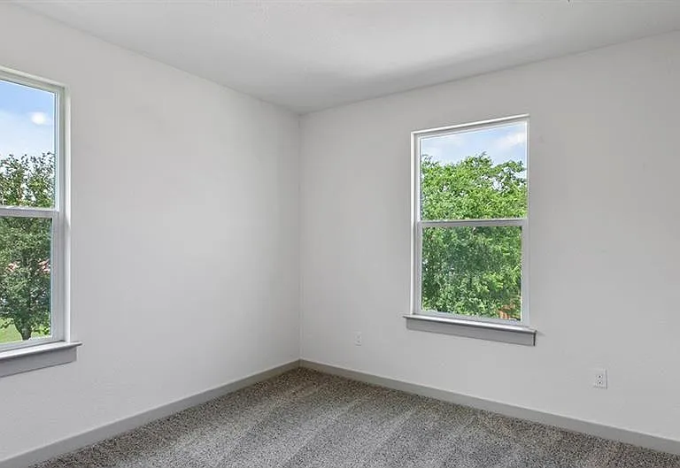 128 New Hampton Way — Photo 22