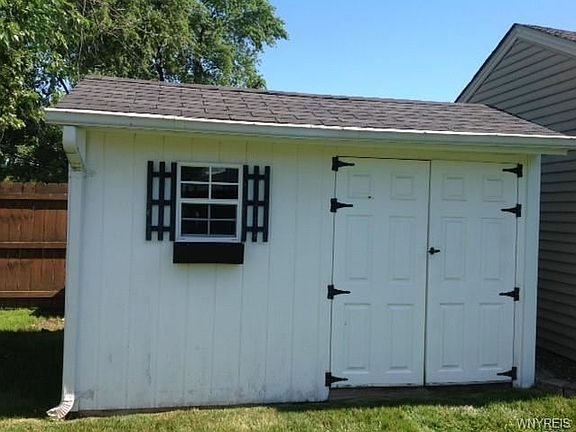 5th image of 246 Wilmington Ave