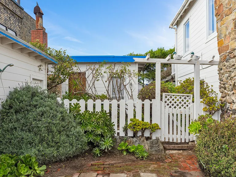 26 Calle Del Embarcadero — Photo 4