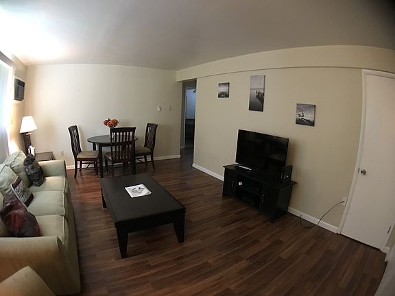 3rd image of 420 E Wheeling St APT 1