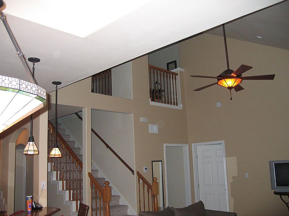beautiful 2 story