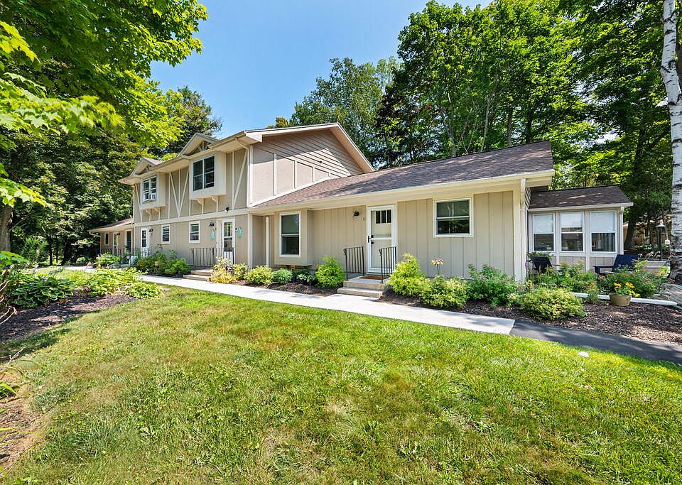 1st image of 10712 Timber Ridge Cir #1B-2
